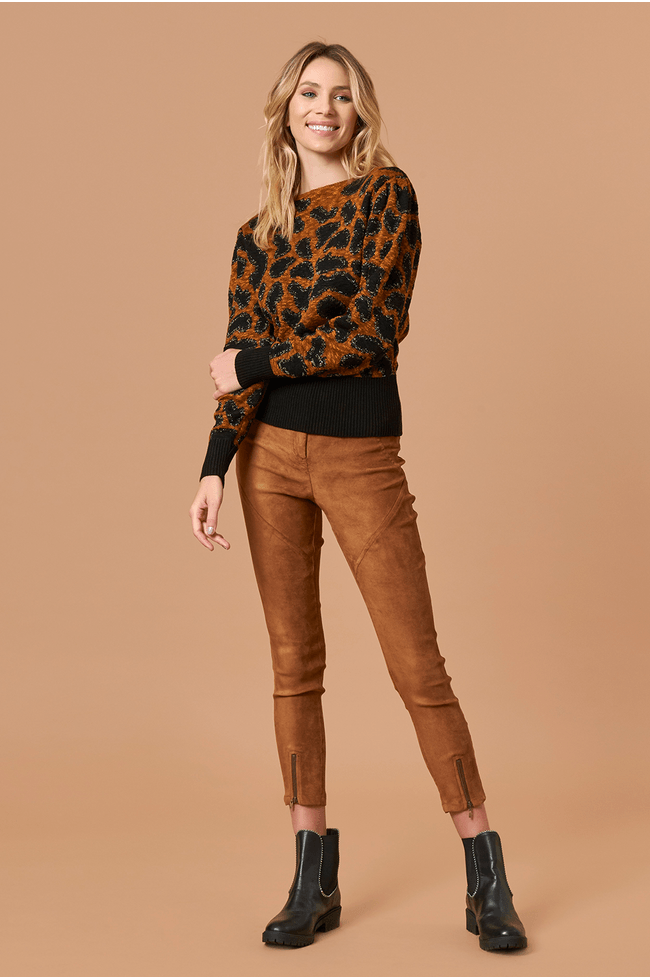 calça de suede